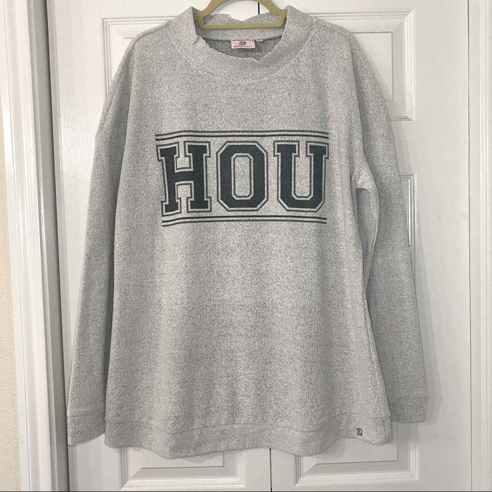Lightweight Gray Sweater/Sweatshirt